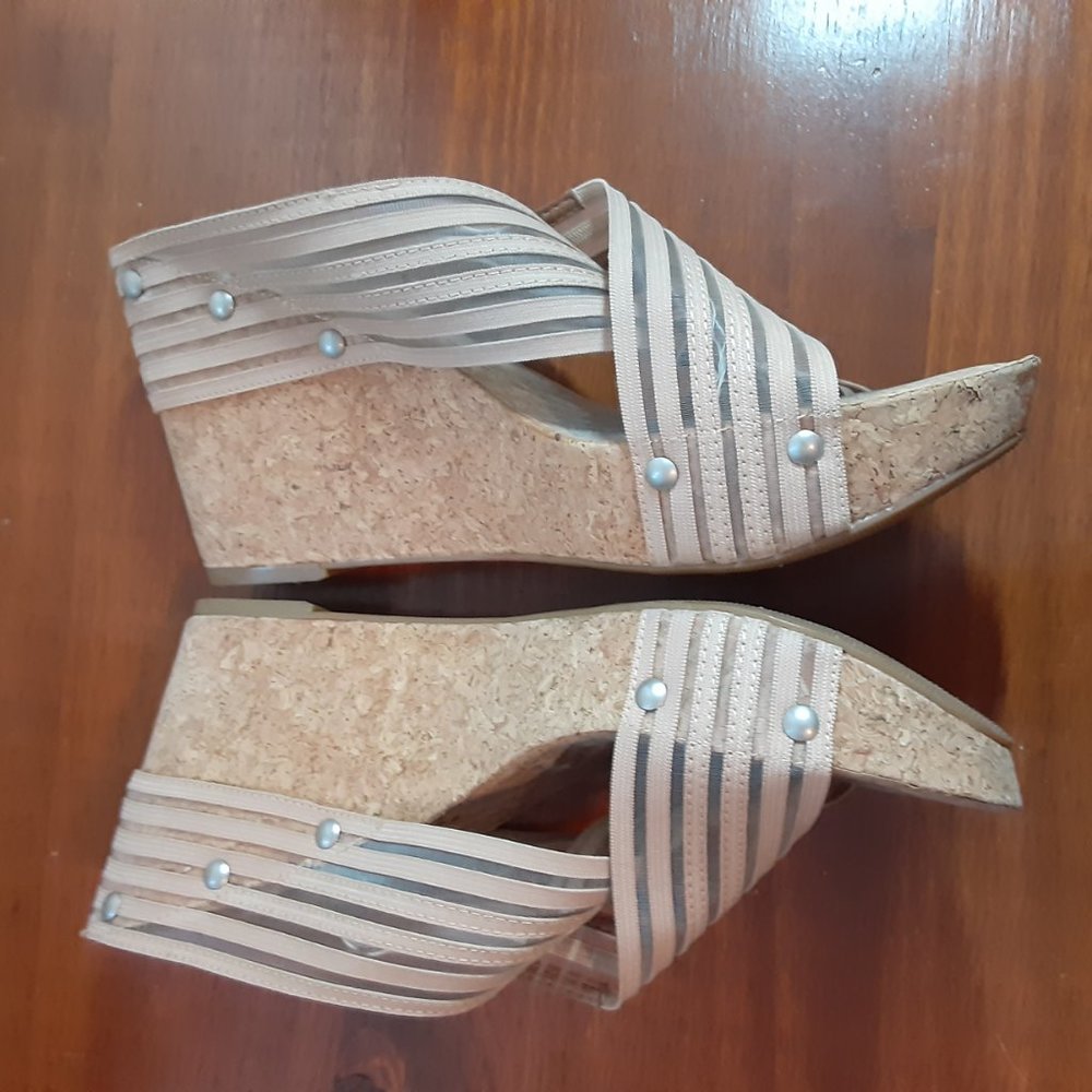 LUCKY BRAND MILLER Beige Criss Cross Strap Cork Wedge Slide Sandals - Picture 2 of 13